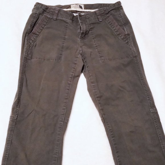 ✨SALE: 3 for $25!✨ The North Face Convertible Pants - Picture 2 of 10